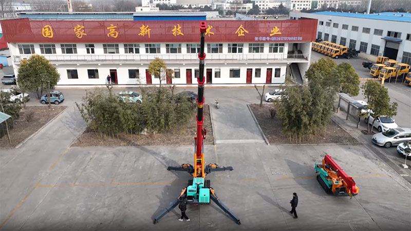 Xe cẩu bánh xích chân nhện 8T