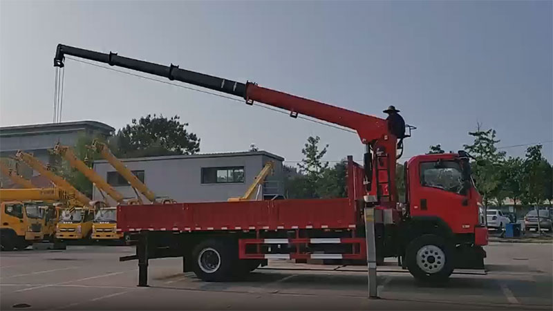 Xe tải gắn cẩu 10T, SST10S4