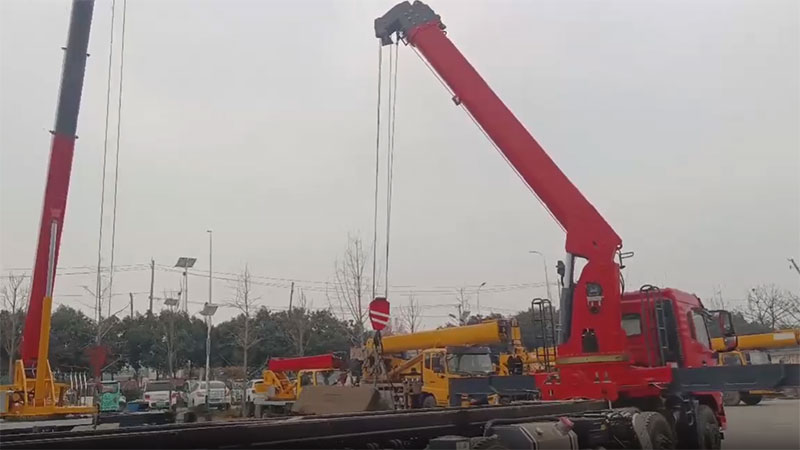 Xe tải gắn cẩu 16T, SST16S5