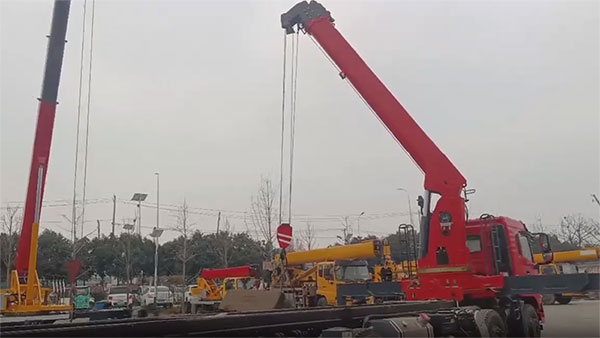 Xe tải gắn cẩu 16T, SST16S5