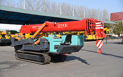Xe cẩu bánh xích chân nhện 10T